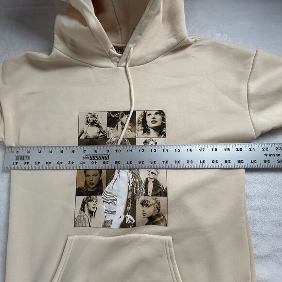 Taylor Swift The Eras Tour Womens Beige Drawstrings Neck Pullover Hoodie Medium - Picture 5 of 7